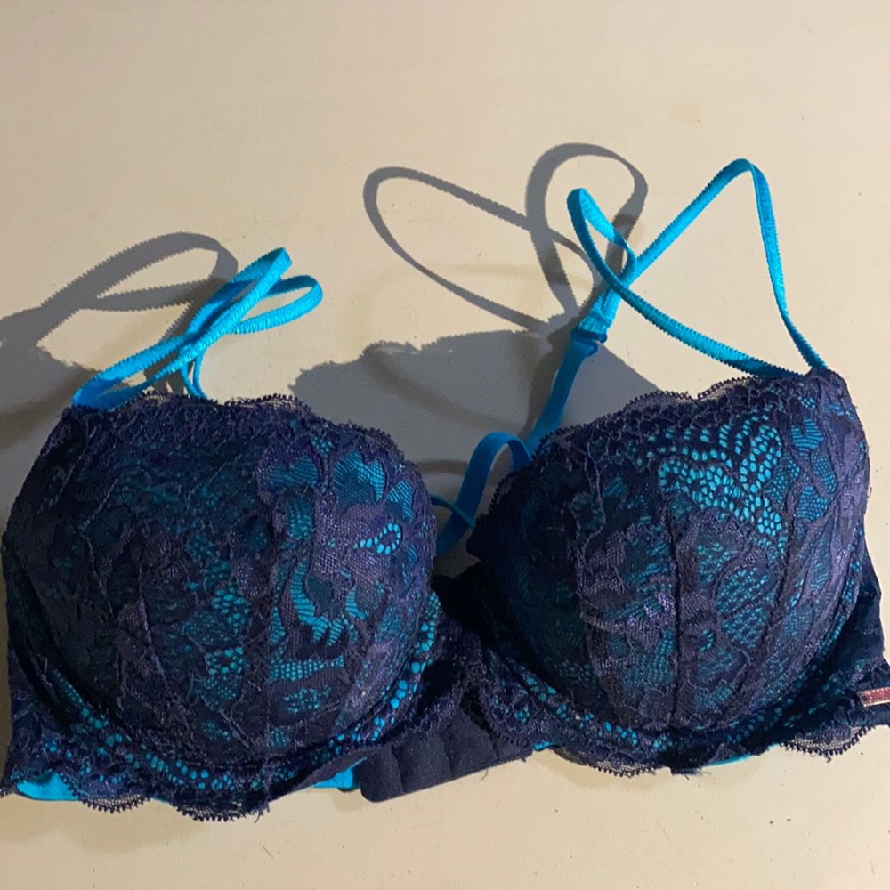 32C Blue Lace PINK Push Up.